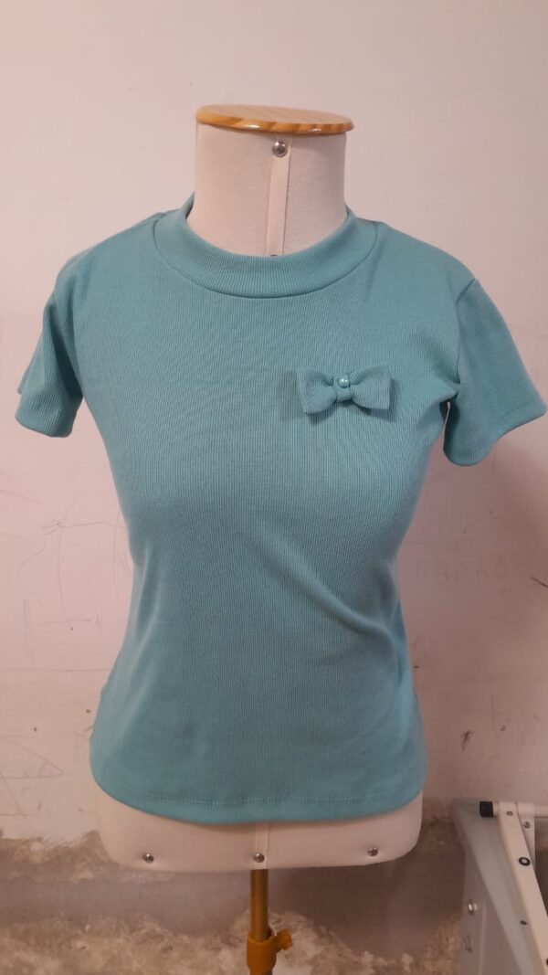 Blusa Abgail – Conforto, Estilo e Malha Canelada | Jéssica Xavier